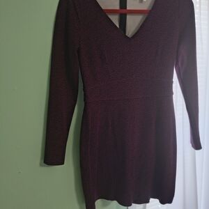 Lark & Ro Elegant Black & Burgundy Long Sleeve Dress